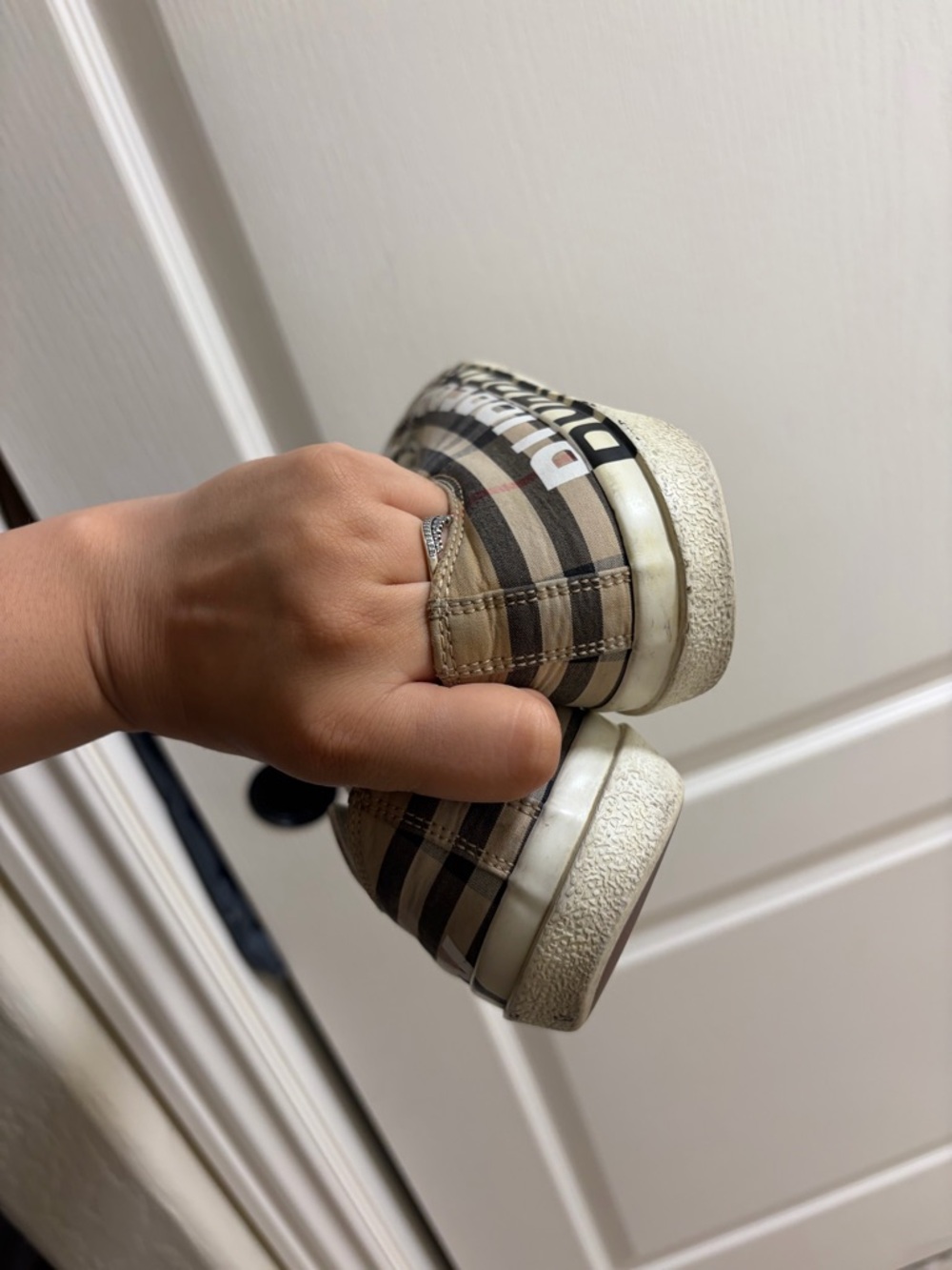 Burberry Beige Check Low-Top Sneaker with Logo - Picture 6 of 7